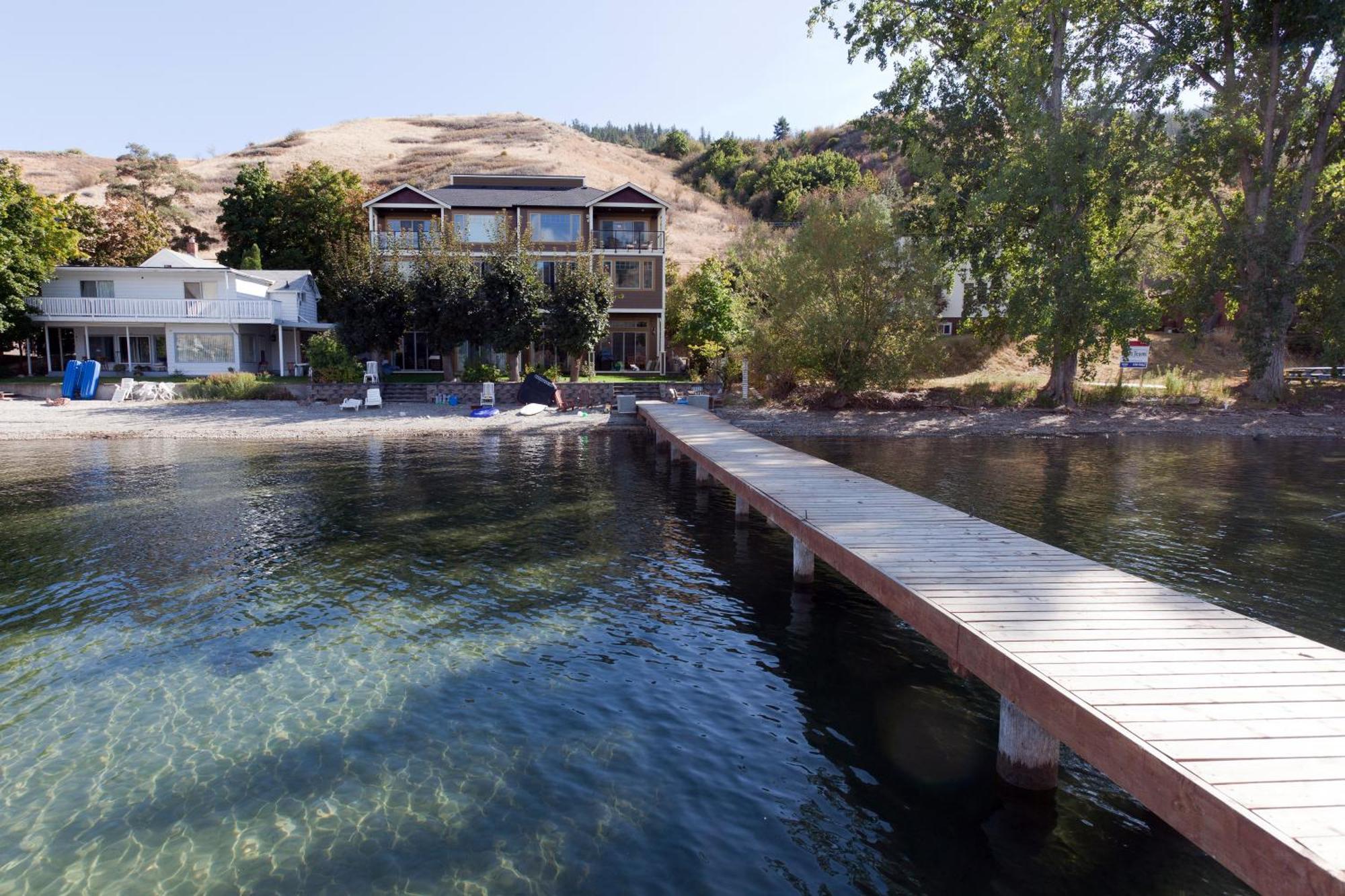 Okeefes Landing Bed & Breakfast Vernon Exterior photo